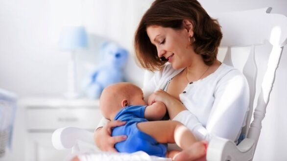 Breastfeeding women should be cautious when using vitamins